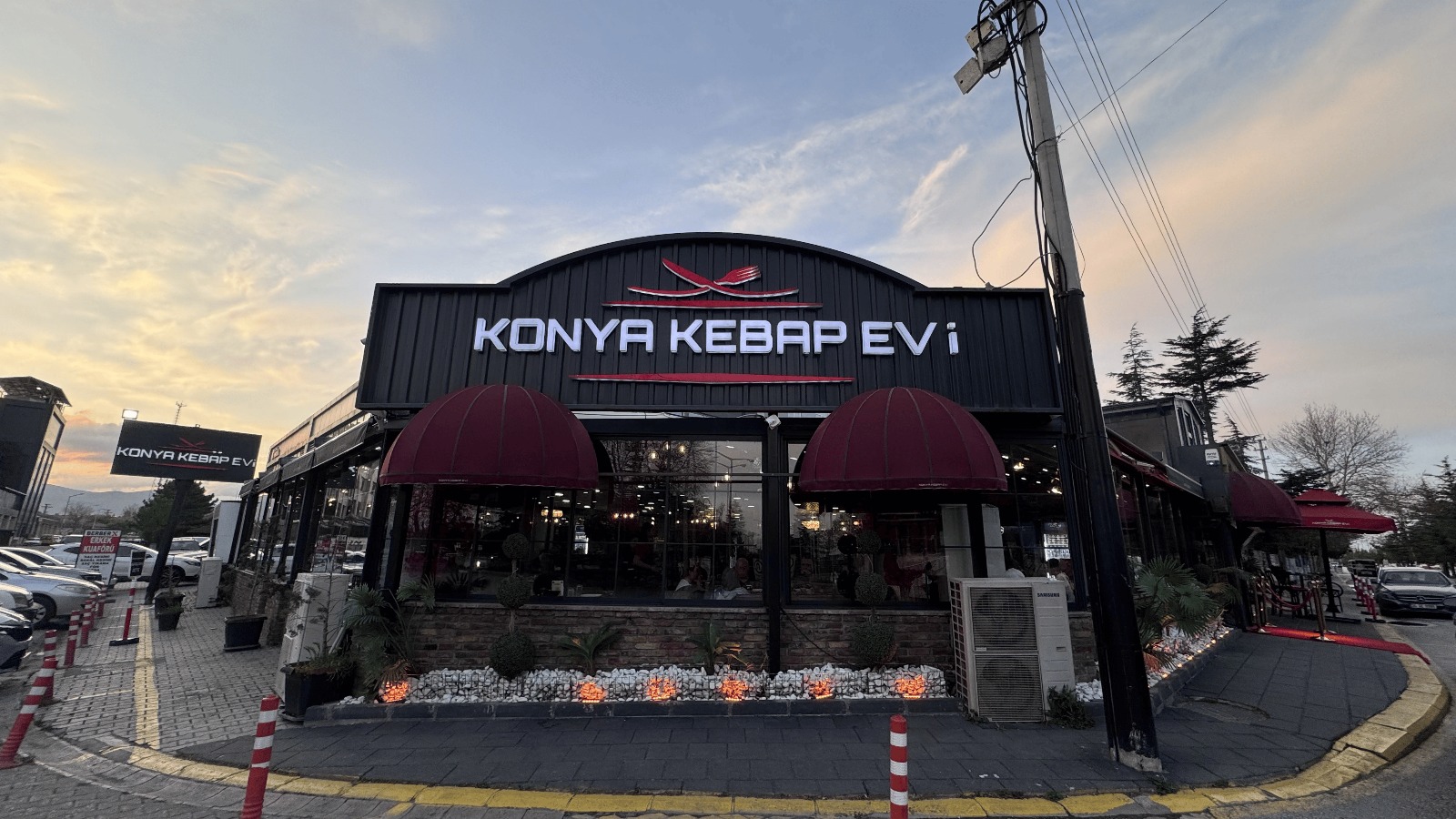 Şehrin Konsept Kebap ve Etliekmek Restoranı
